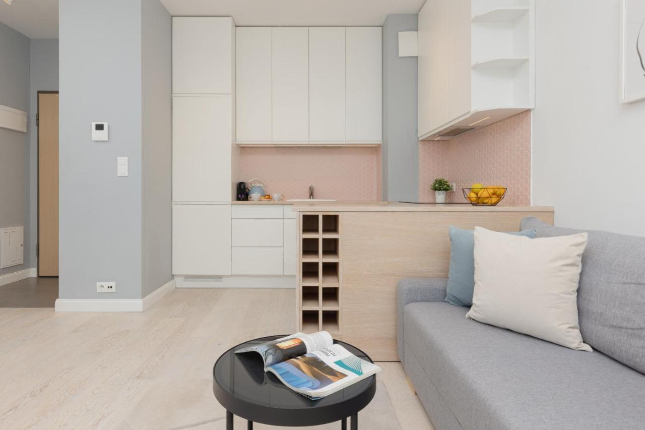 Sarmacka Apartment With Balcony Warsaw Wilanow By Noclegi Renters 외부 사진