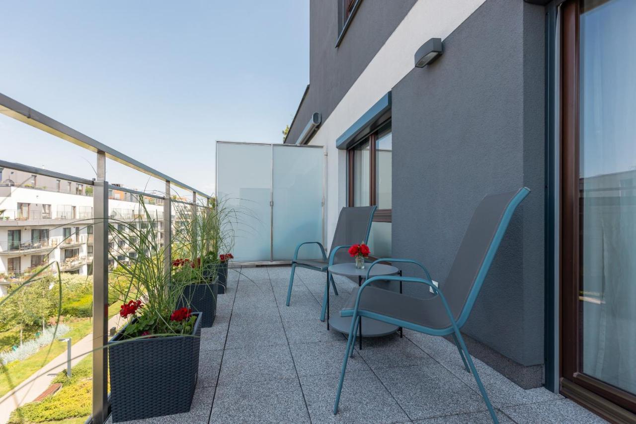 Sarmacka Apartment With Balcony Warsaw Wilanow By Noclegi Renters 외부 사진