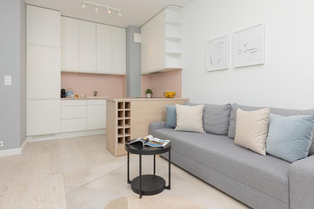 Sarmacka Apartment With Balcony Warsaw Wilanow By Noclegi Renters 외부 사진